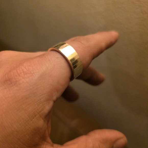 14k Gold Dyadema Ring with Stars Design - Picture 6 of 12